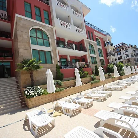 Menada Apartment *